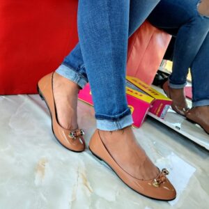 MOLECA ZAPATILLA VERNIZ FRESH